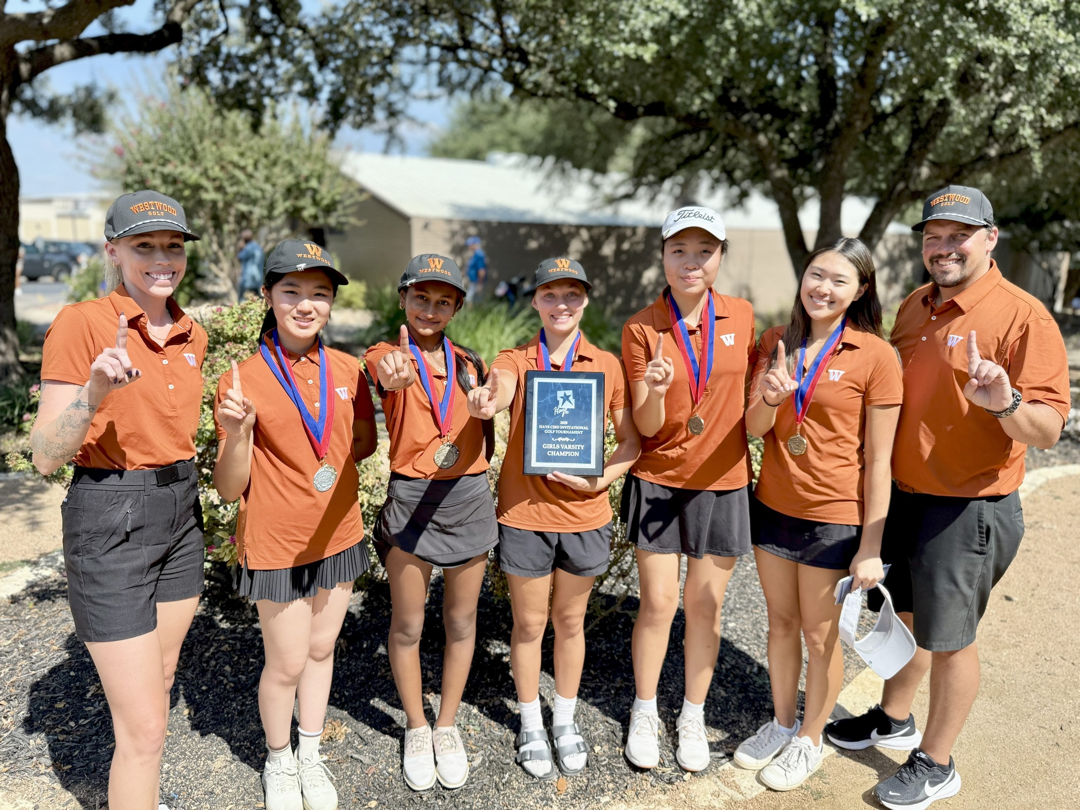 Varsity Boys and Girls kick off Season at Plum Creek with Top finishes